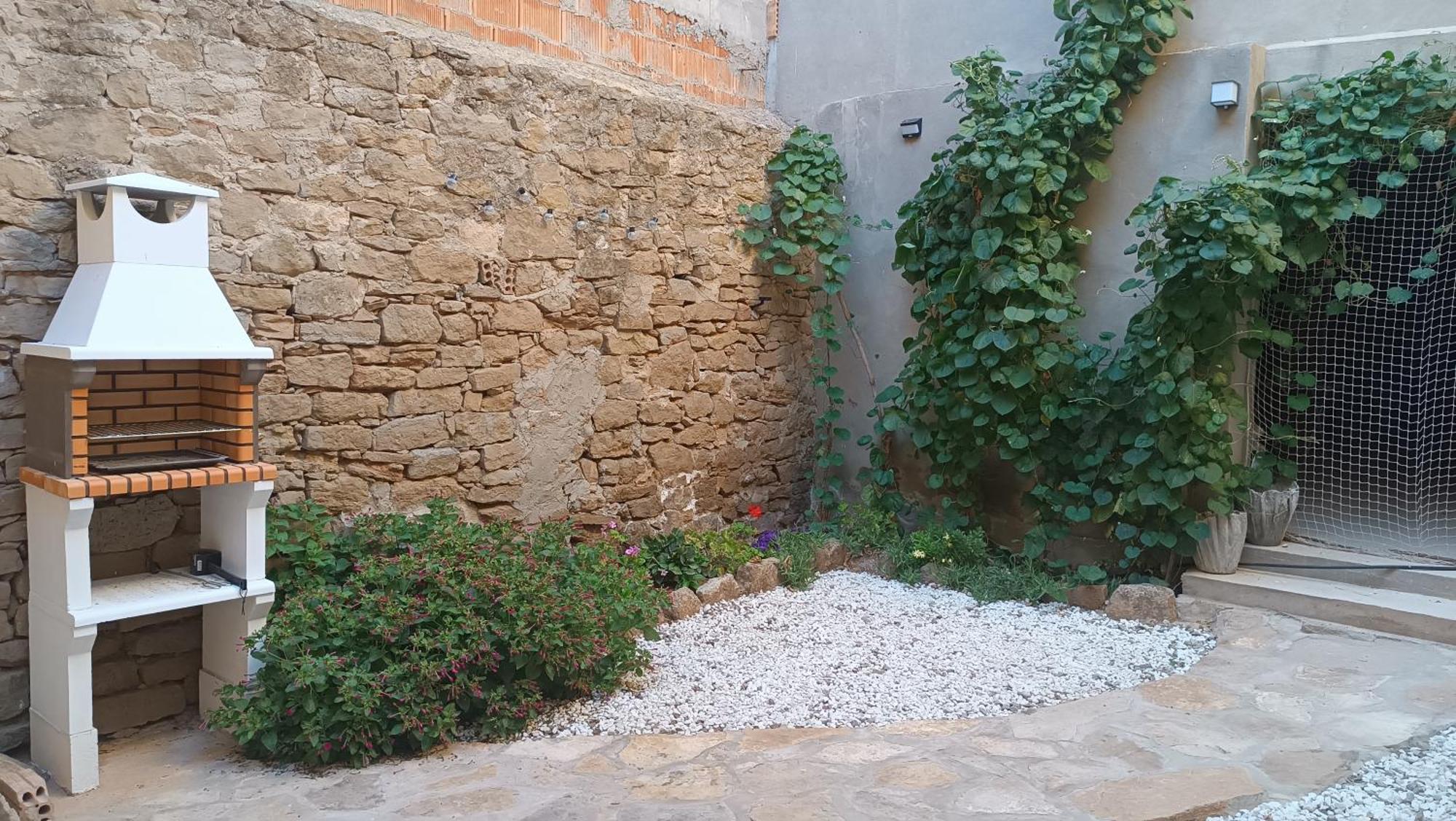Casa Dolors Villa Ossó de Sió Eksteriør billede